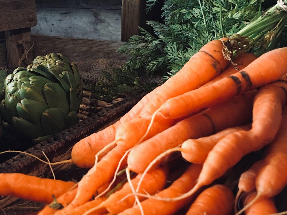 https://goodly.ca/wp-content/uploads/2020/11/carrots-about-page.jpg
